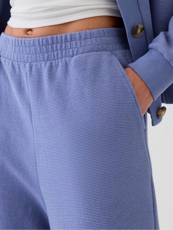 GAP Pants - NWT Gap Textured Wide-Leg Ankle Sweatpants